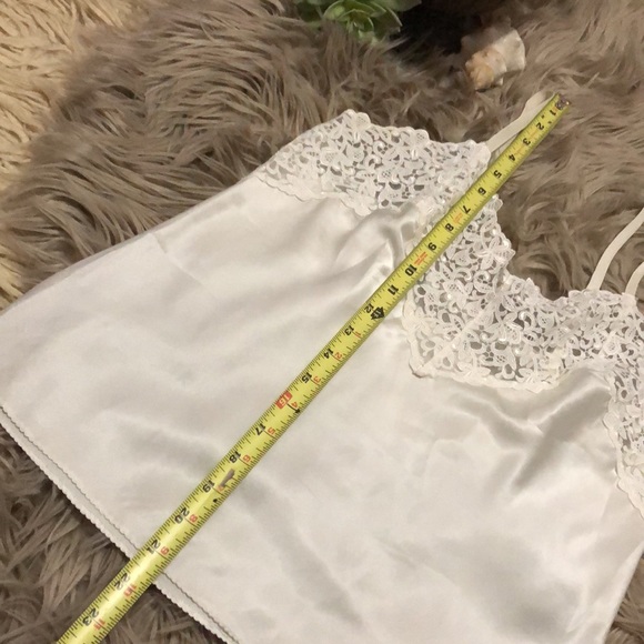 Vintage Silk Camisole Top-Off White with Lace - Picture 11 of 15